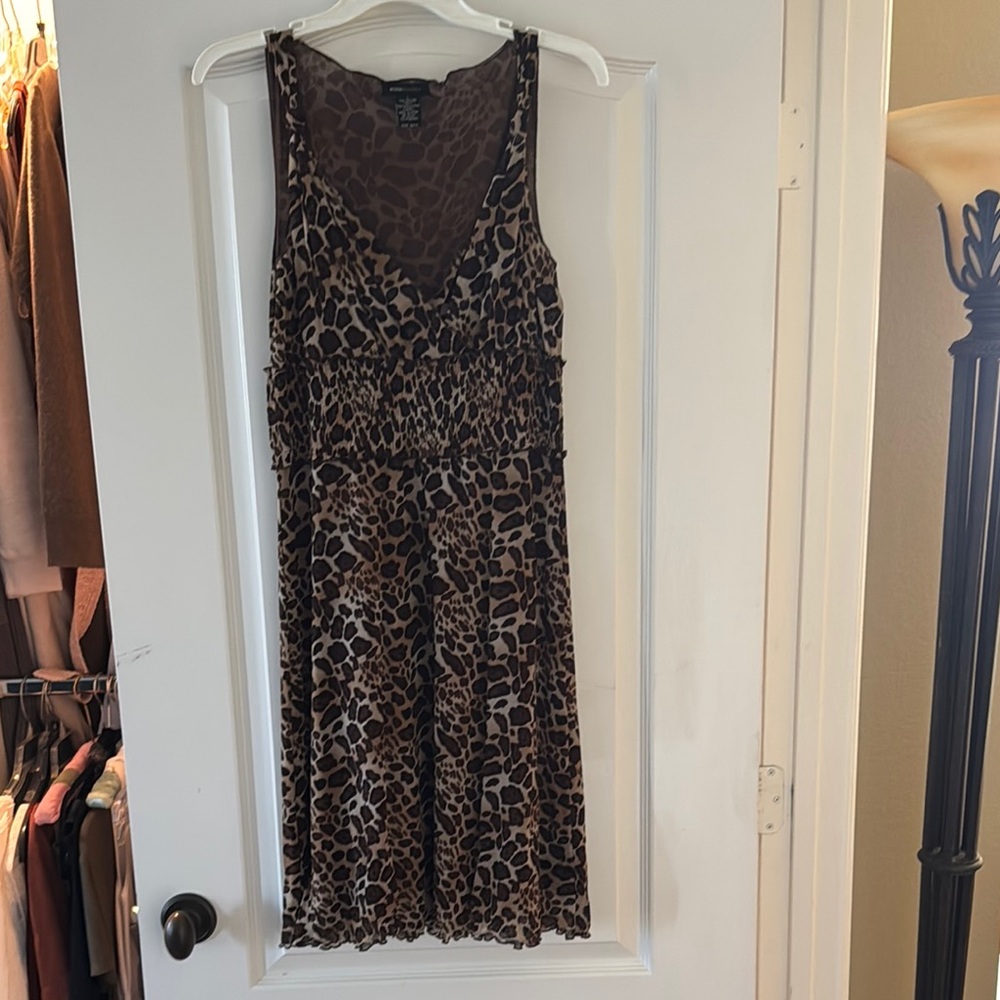 Brown Midi Sundress with Sleeveless Design and Scoop Neck for Night Out